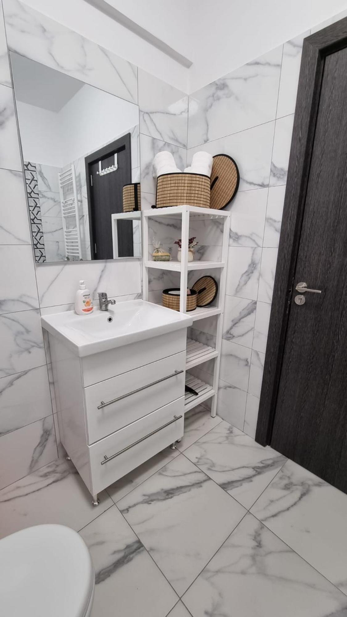 Cozy Pallady Apartment *