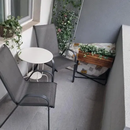 Cozy Apartment Pallady Bucharest Exterior photo
